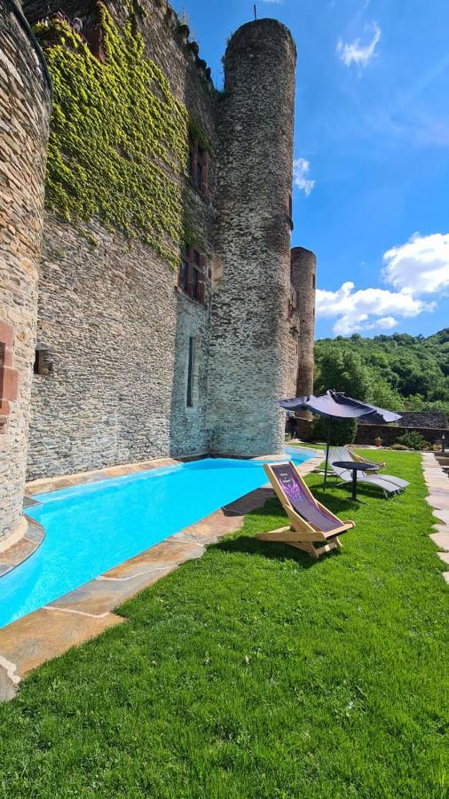 Chambre d'Hôtes au Château de Belcastel Belcastel  Exterior foto